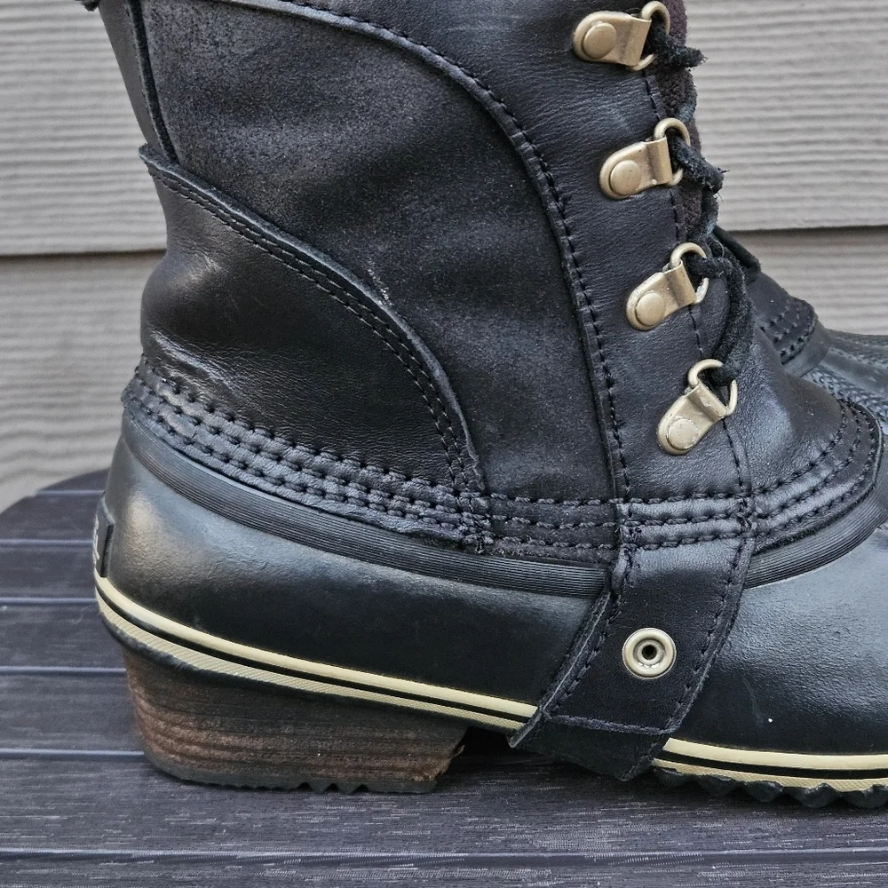 Sorel Black Leather Conquest Carly Boots Womens Size 8 Rubber Tall Waterproof